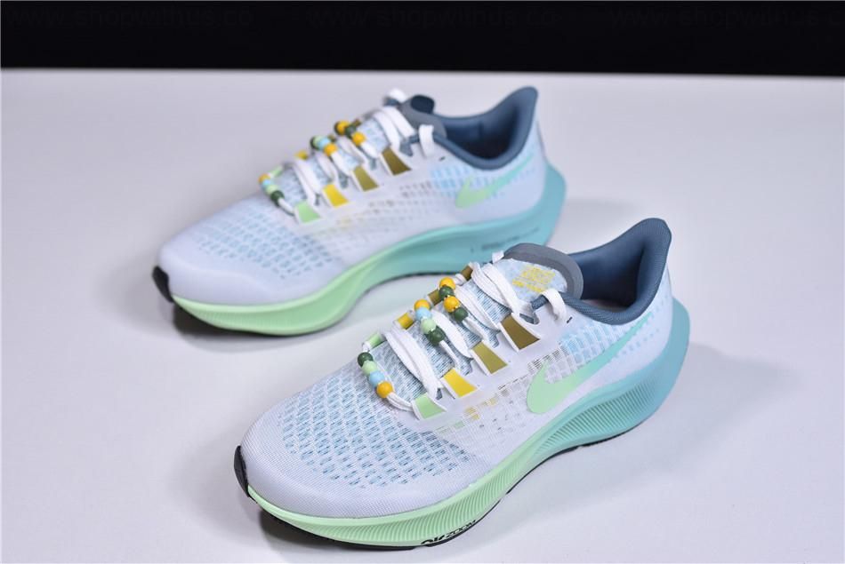 NikeAir Zoom Pegasus 37 - Butterfly