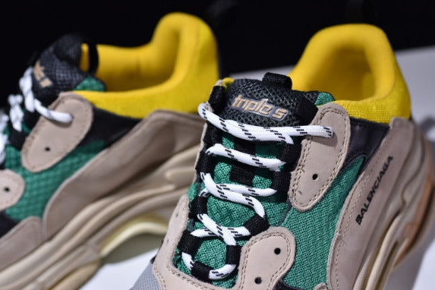BalenciagaUnisex Vintage Triple S Trainers - Green/Yellow