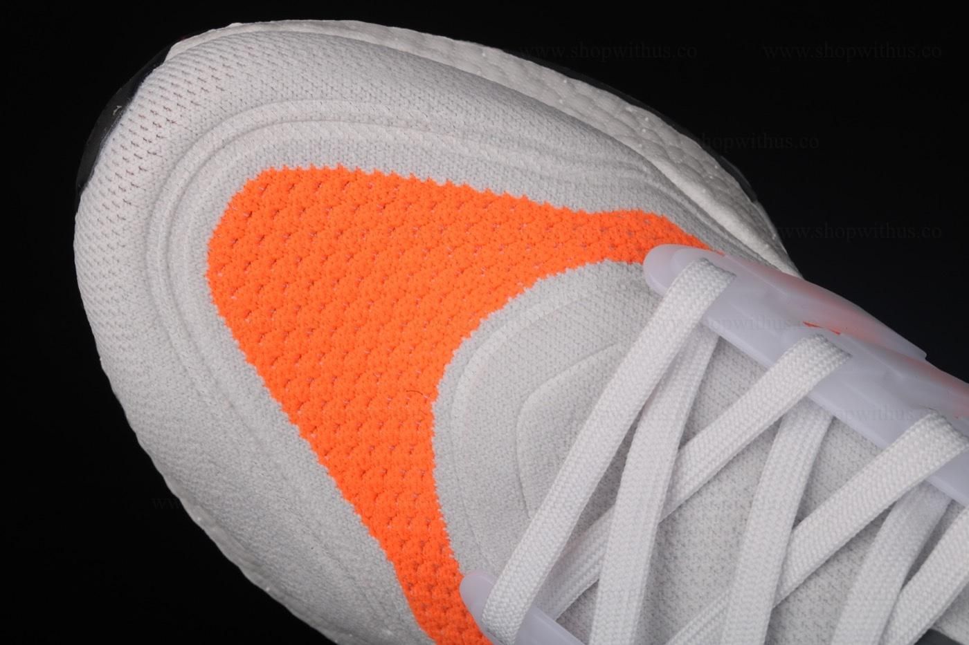 adidasMen's Ultraboost 21 - Grey Screaming Orange