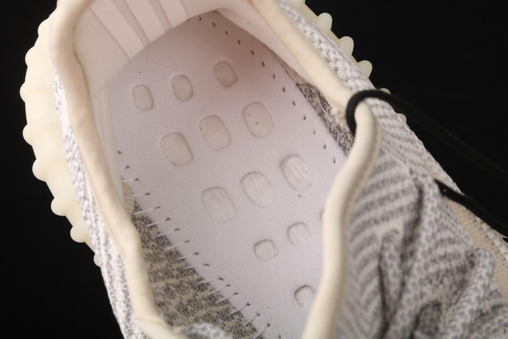 adidasMens Yeezy Boost 350 V2 - Lundmark