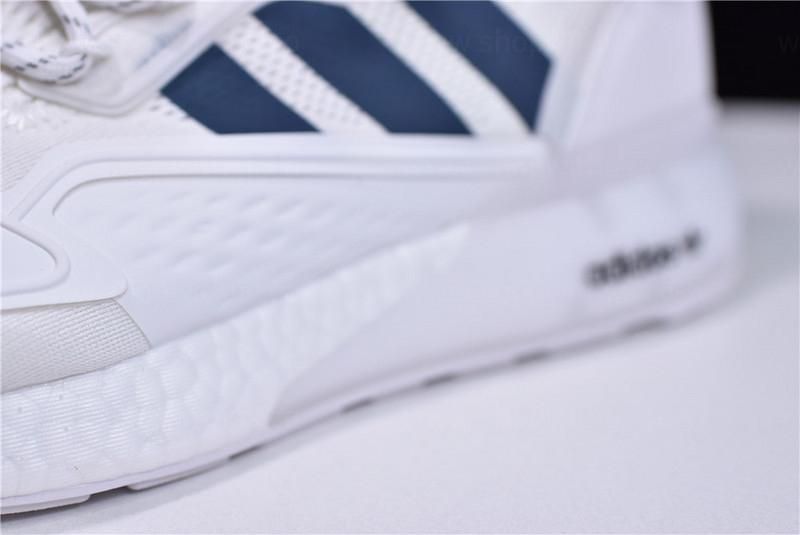 adidasOriginals ZX 2K Boost - White Iridescent/Core Black