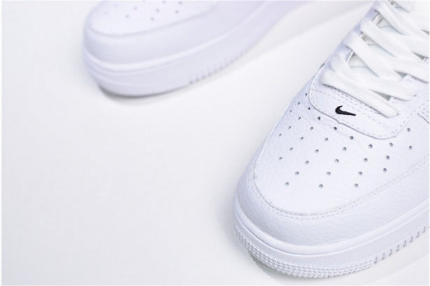 NikeAir Force 1 AF1 Low Utility - White/Black