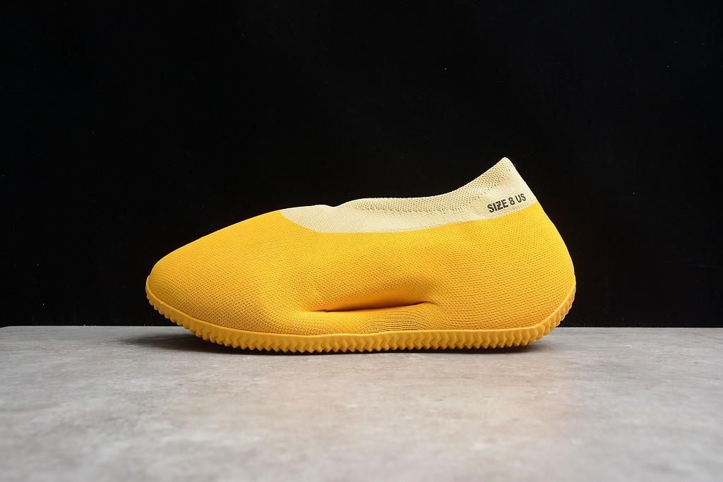 adidasUnisex Yeezy Knit RNR - Sulfur