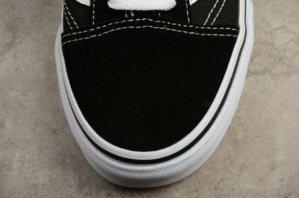 Vans Old Skool Shoes-Black