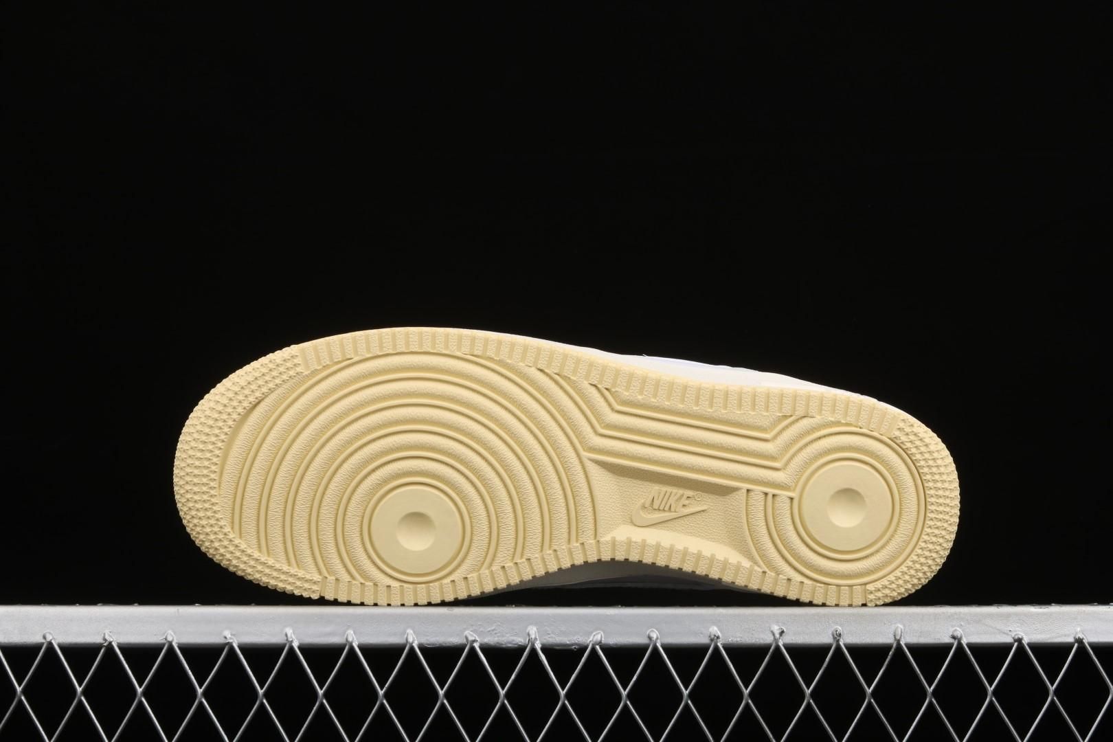 NikeUnisex Air Force 1 AF1 Low '07 LE - Starfish