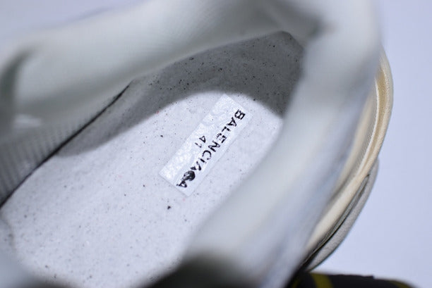 BalenciagaUnisex Triple S sneakers - White