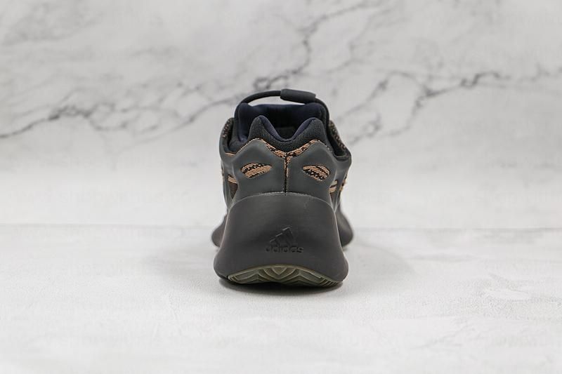 adidasOriginals Yeezy 700 V3 - Clay Brown