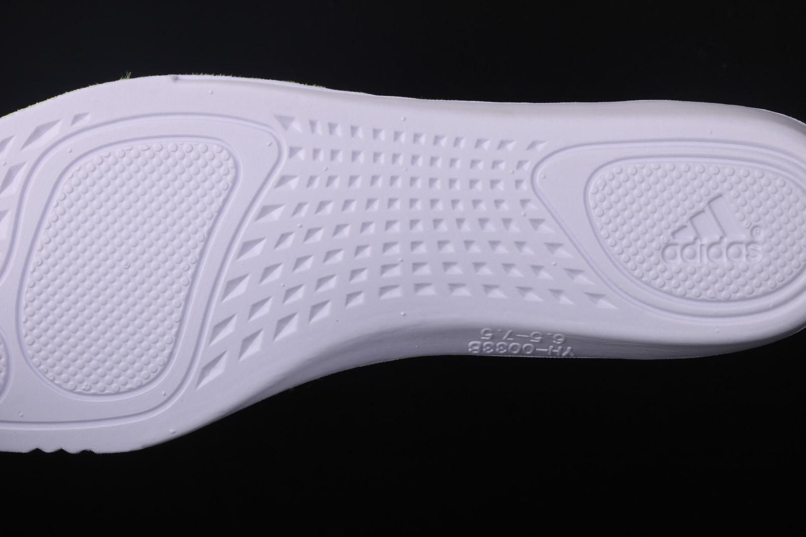 adidasUnisex Yeezy Boost 380 - Hylte