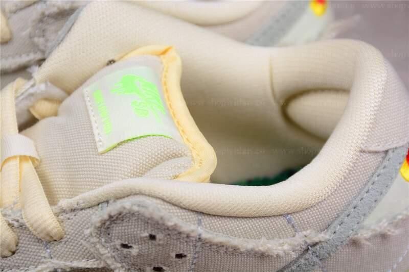 NikeSB Dunk Low - Mummy