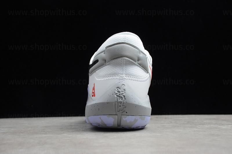 NikeUnisex Zoom Freak 2 - White Cement