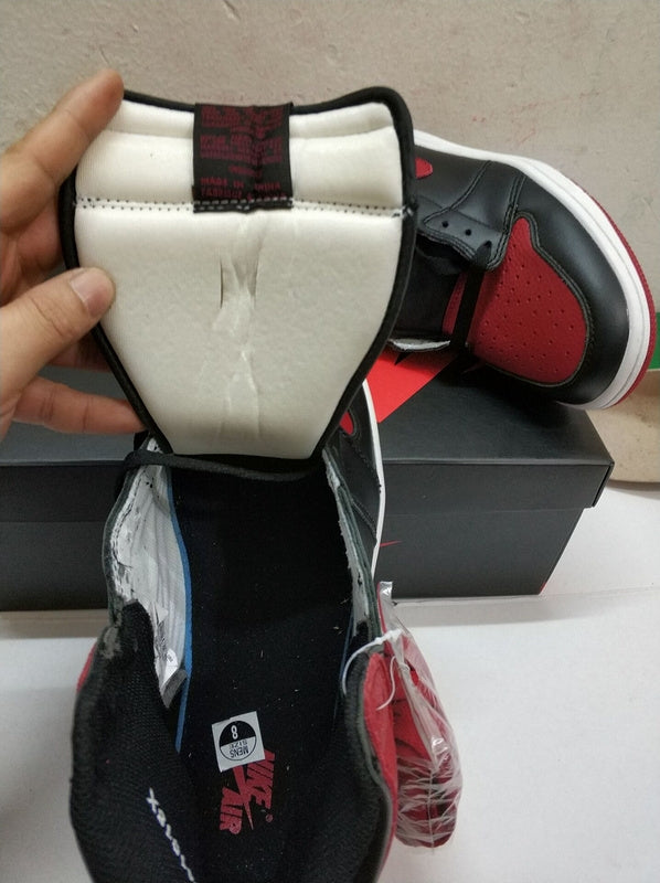 Air Jordan 1 AJ1 High The Return - Bred