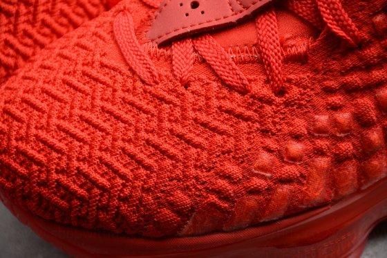 NikeBasketball LeBron 17 EP - Red Carpet