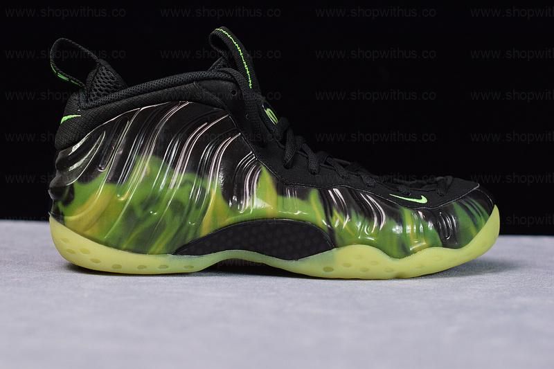 NikeAir Foamposite One - Paranorman