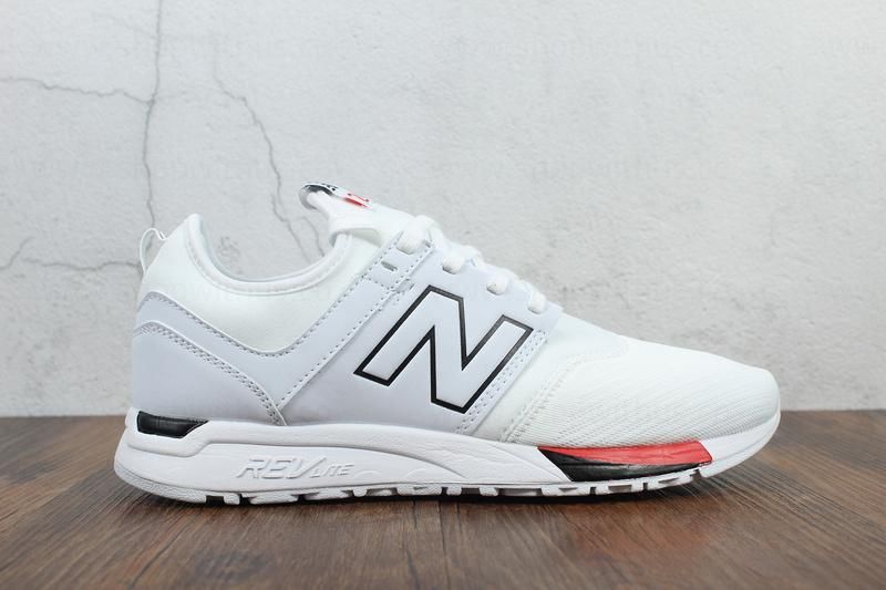 New Balance 247 - White