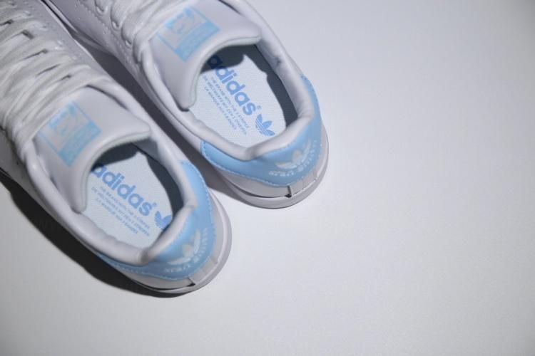 adidasWMNS Stan Smith - Cloud White /Blue Glow