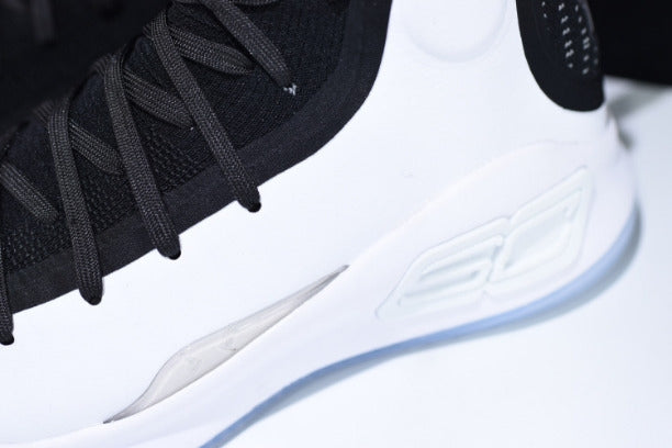 Under Armour Curry 4 - Black/White