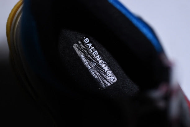 BalenciagaUnisex & Vintage Triple S Trainers - Multi