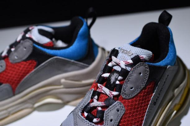 BalenciagaUnisex & Vintage Triple S Trainers - Multi