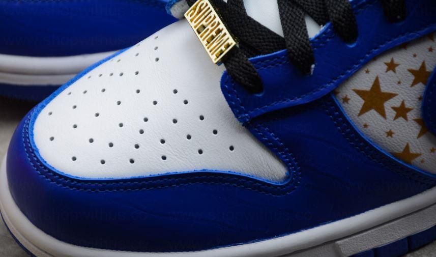 Supreme x NikeSB Dunk Low - Hyper Royal