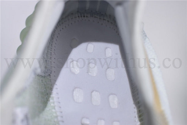 adidasOriginals YEEZY Boost 350 V2 - Hyperspace