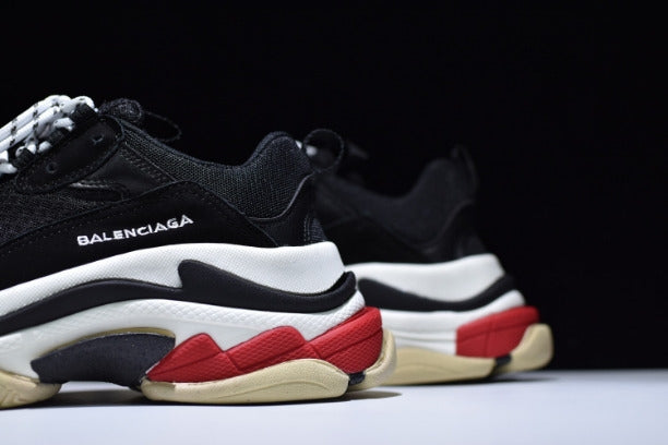 BalenciagaUnisex Vintage Triple S Trainers - Black/White/Red