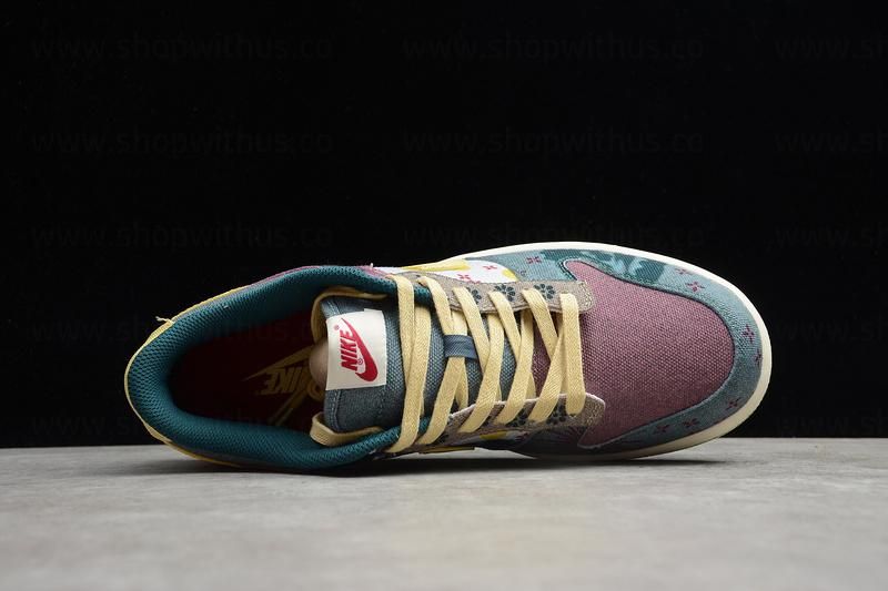 NikeMen's Dunk Low - Community Garden