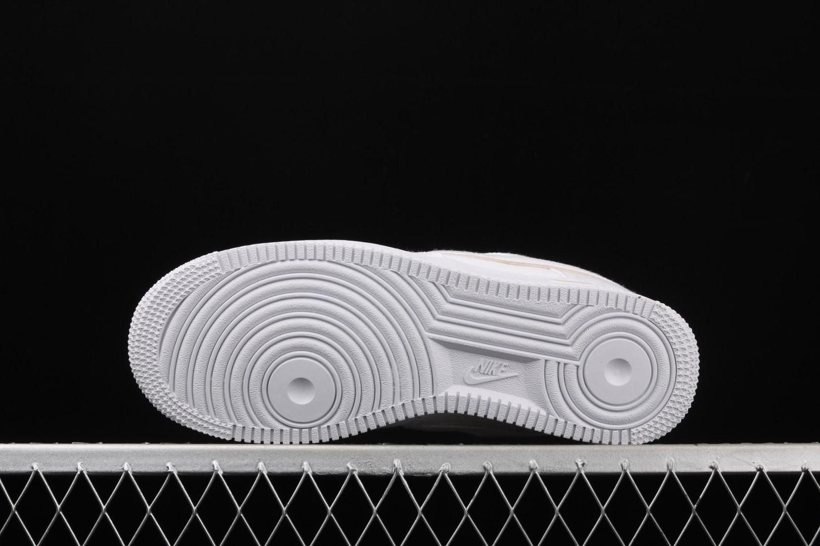 NikeWMNS Air Force 1 AF1 - White/Bio Beige