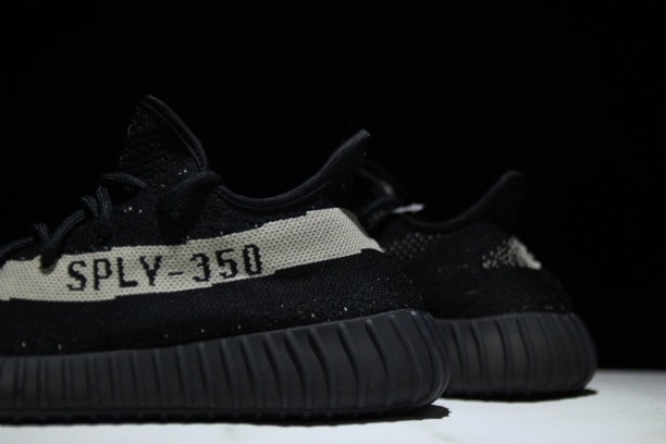 adidasOriginals YEEZY Boost 350 - Oreo