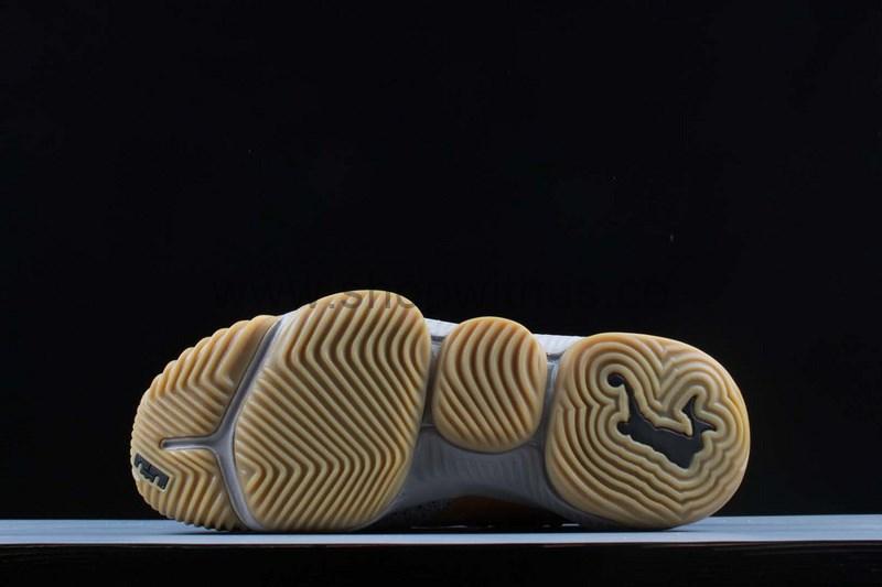 NikeBasketball LeBron 16 x Atmos Low - Safari