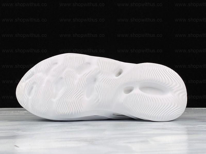 adidasYEEZY Foam Runner - White