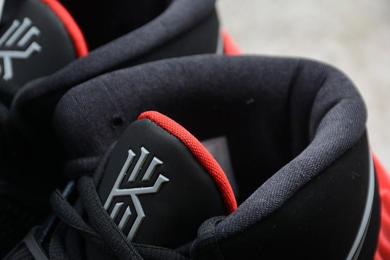 NikeMens Kyrie 6 - Bred