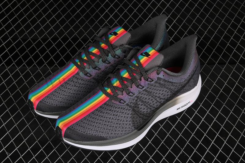 NikeAir Zoom Pegasus Turbo - Be True