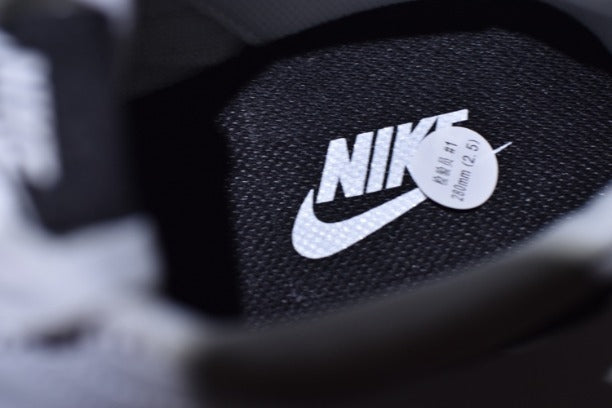 NIKEMen's Cortez Basic Leather Casual Shoe - White/Black