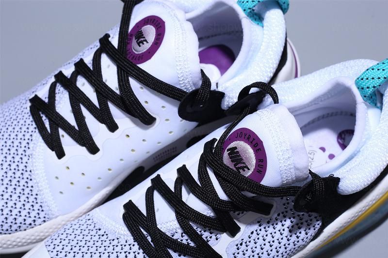 NikeMen's Joyride Run Flyknit - White/Black