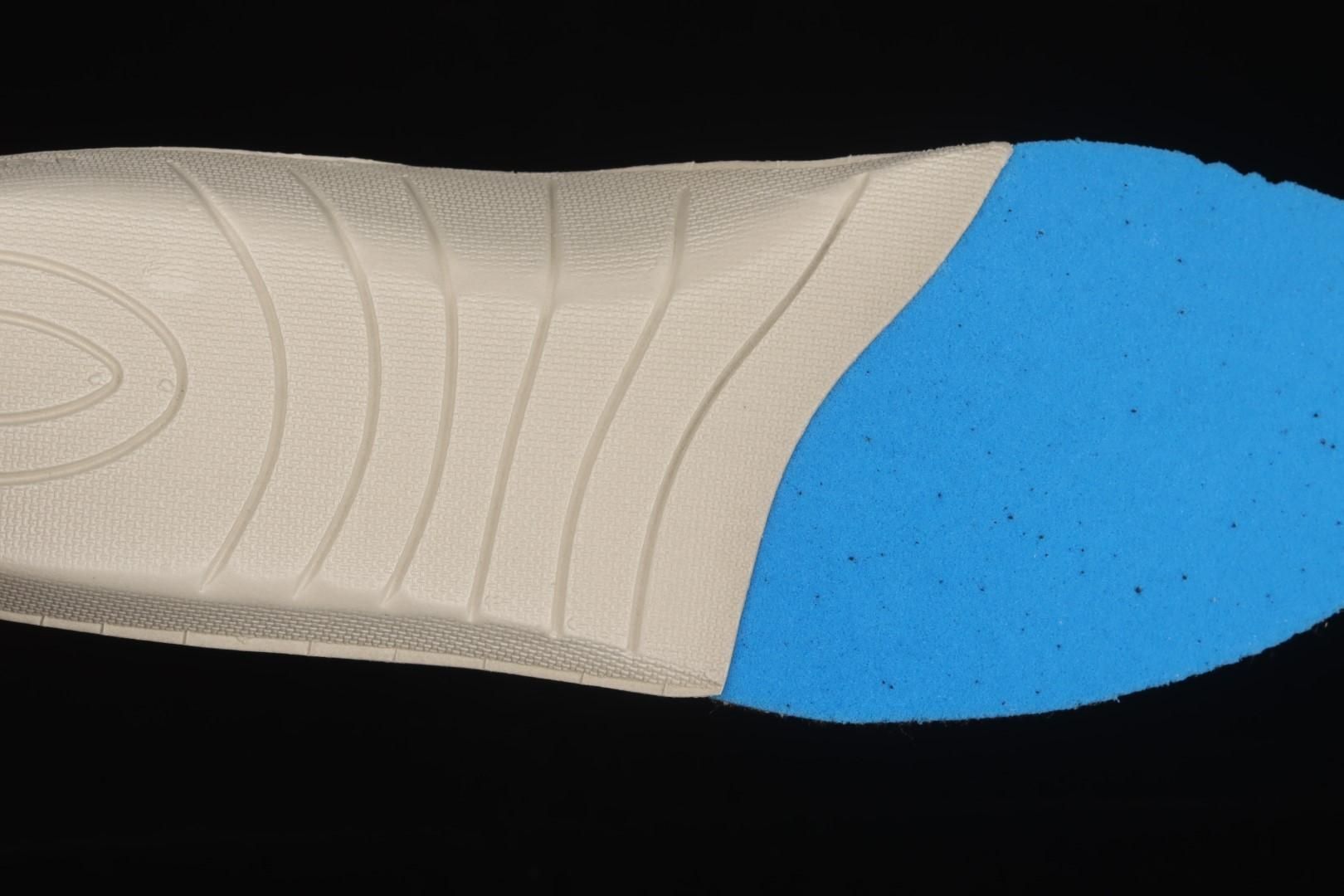 Auralee X New Balance 550 - Pistachio Ecru