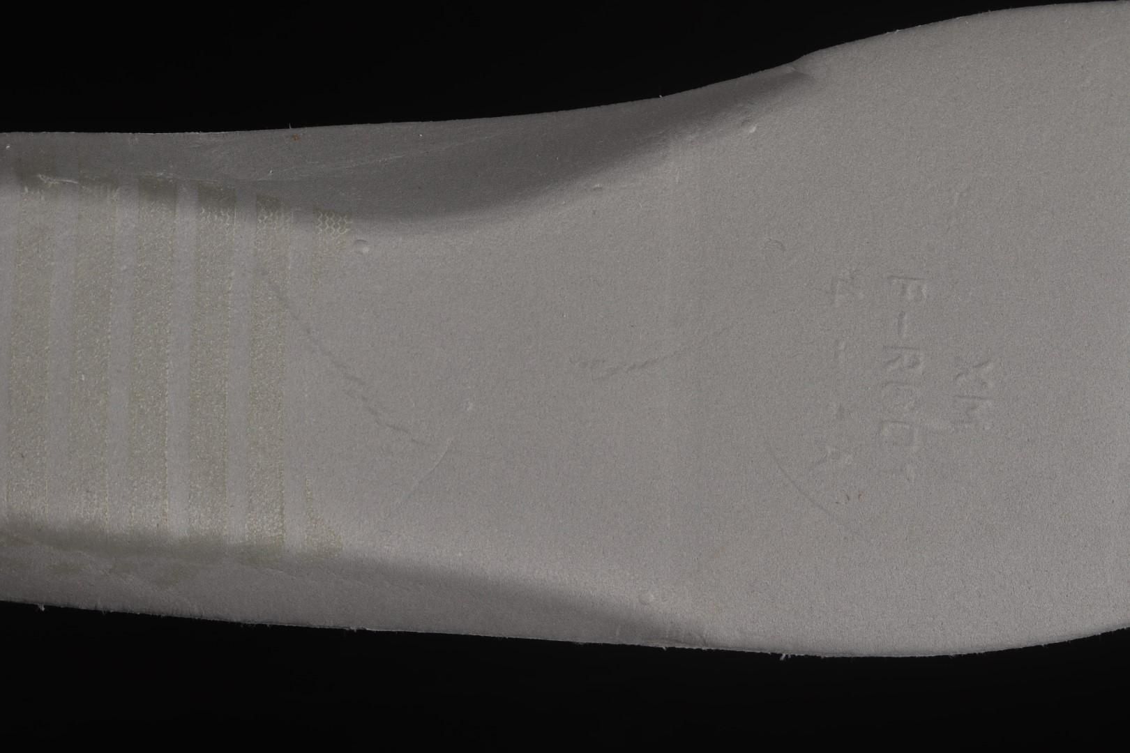 NikeAir Force 1 Low - White Pendant