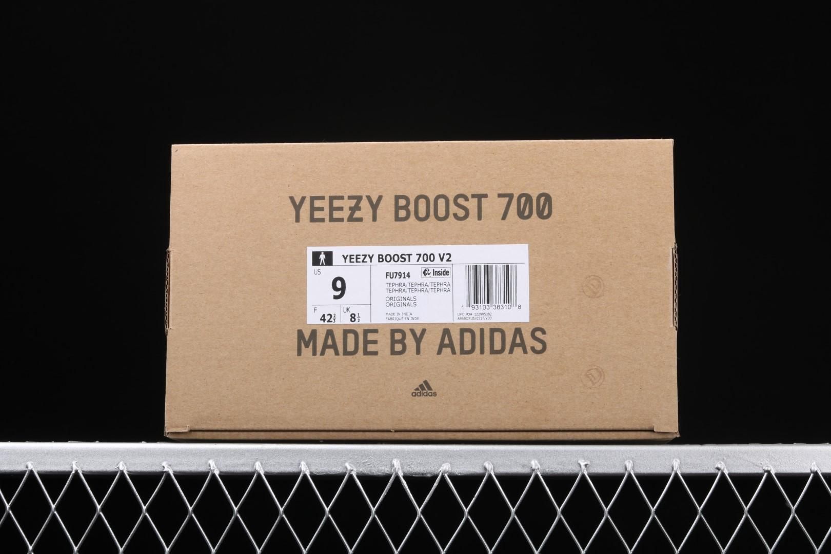 adidasUnisex Yeezy Boost 700 V2 - Tephra