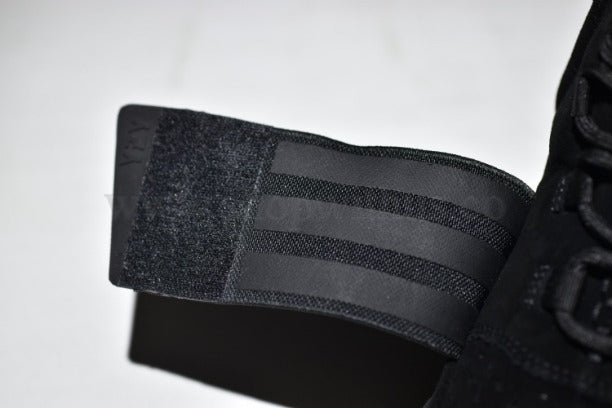 adidasOriginals YEEZY Boost 750 - Triple Black