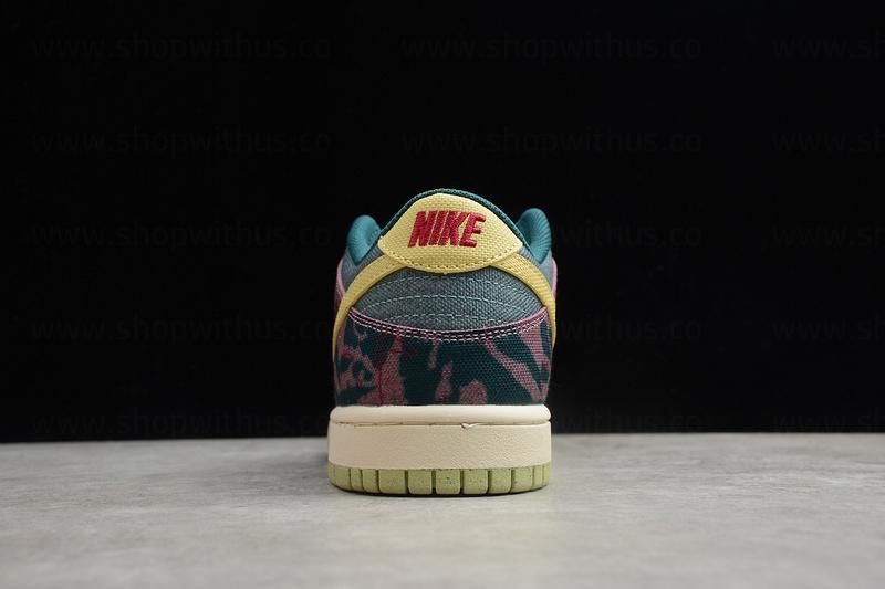 NikeMen's Dunk Low - Community Garden