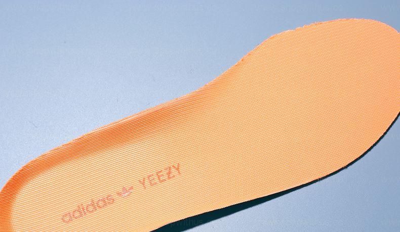 adidasYEEZY Boost 350 V2 - Desert Sage