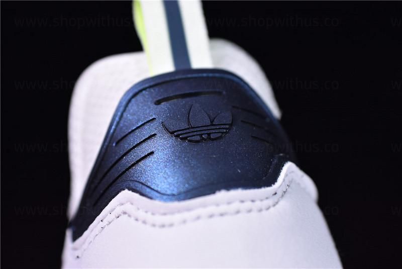 adidasOriginals ZX 2K Boost - White Iridescent/Core Black