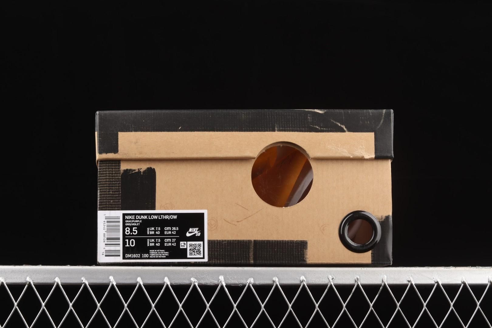 Off-White x NikeWMNS Dunk Low - Lot 21