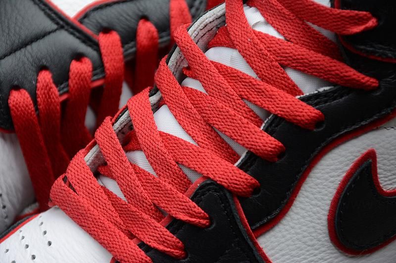 Air Jordan 1 AJ1 Retro High - Bloodline