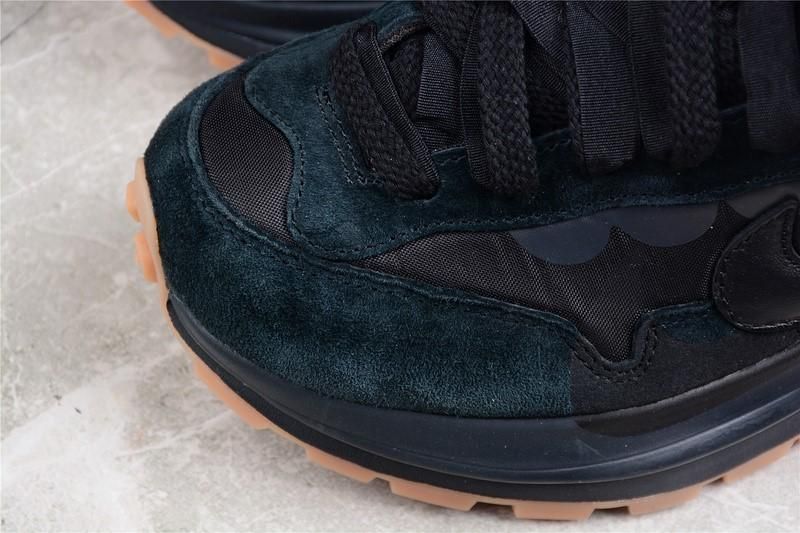 NikeMen's x sacai VaporWaffle - Black and Gum
