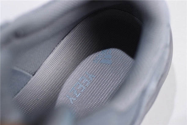 adidasOriginals YEEZY Boost 700 - Inertia