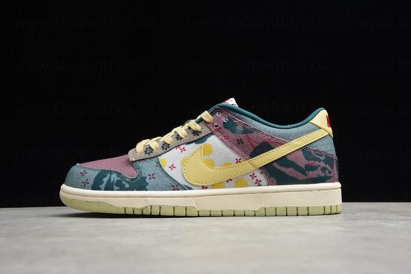 NikeMen's Dunk Low - Community Garden