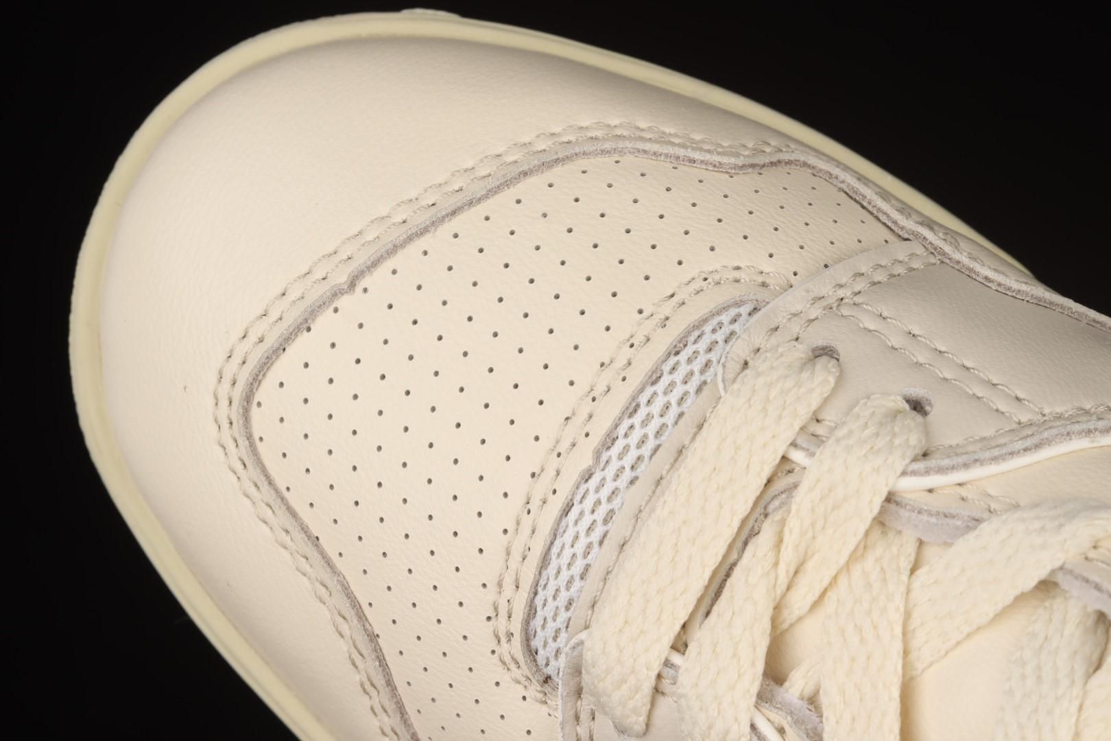 Auralee X New Balance 550 - Pistachio Ecru