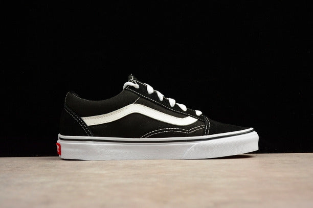 Vans Old Skool Shoes-Black