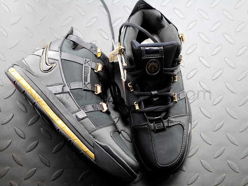 NikeZoom Lebron 3 QS - Black/Metallic Gold
