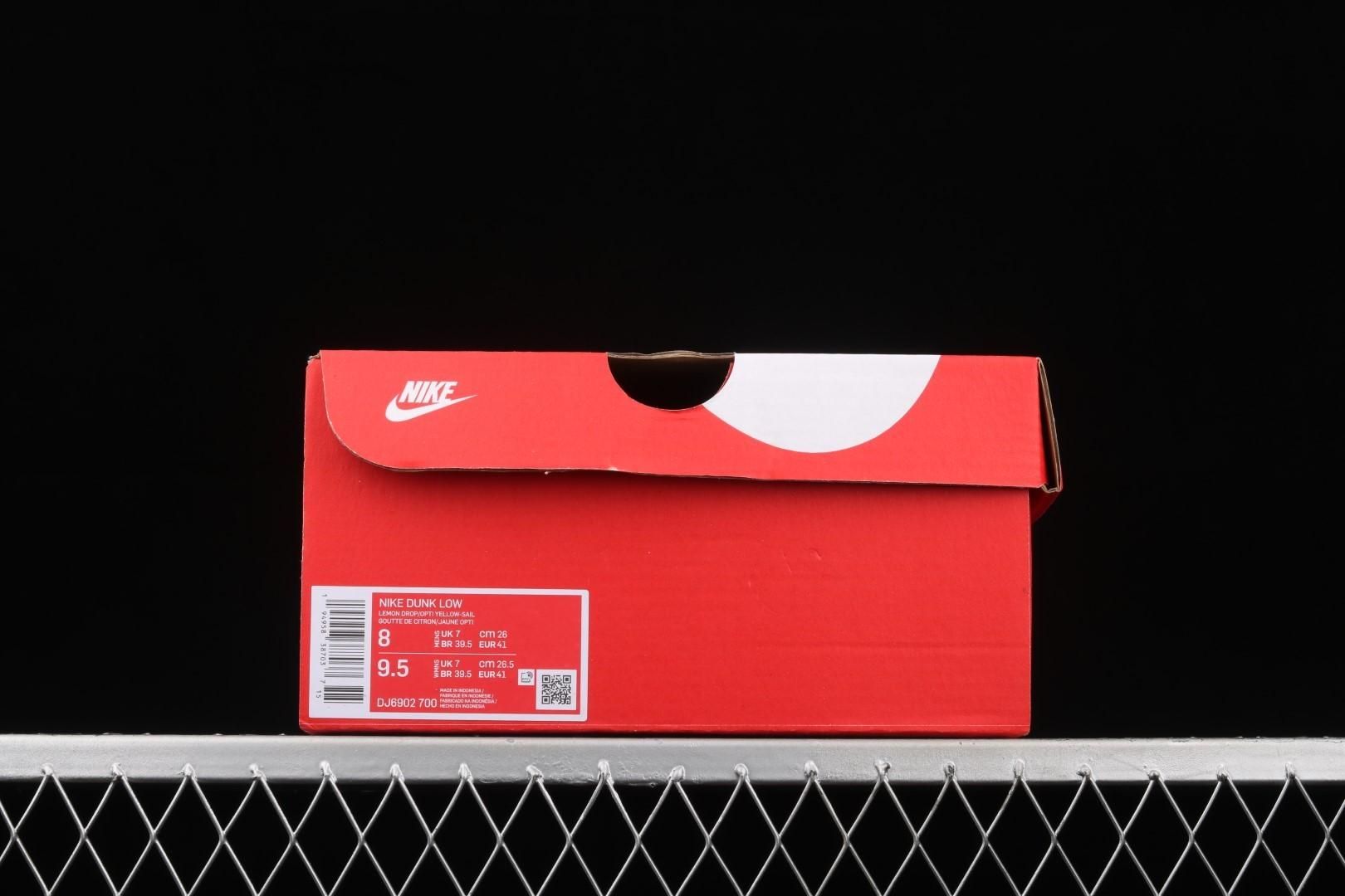 NikeWMNS Dunk Low - Lemon Drop